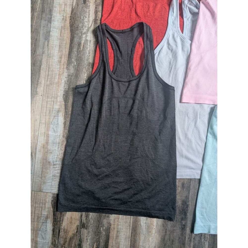 Lululemon Racerback Tank Tops Women’s 6-8 tops Lot of 5 Reseller Bundle Medium - Picture 3 of 11